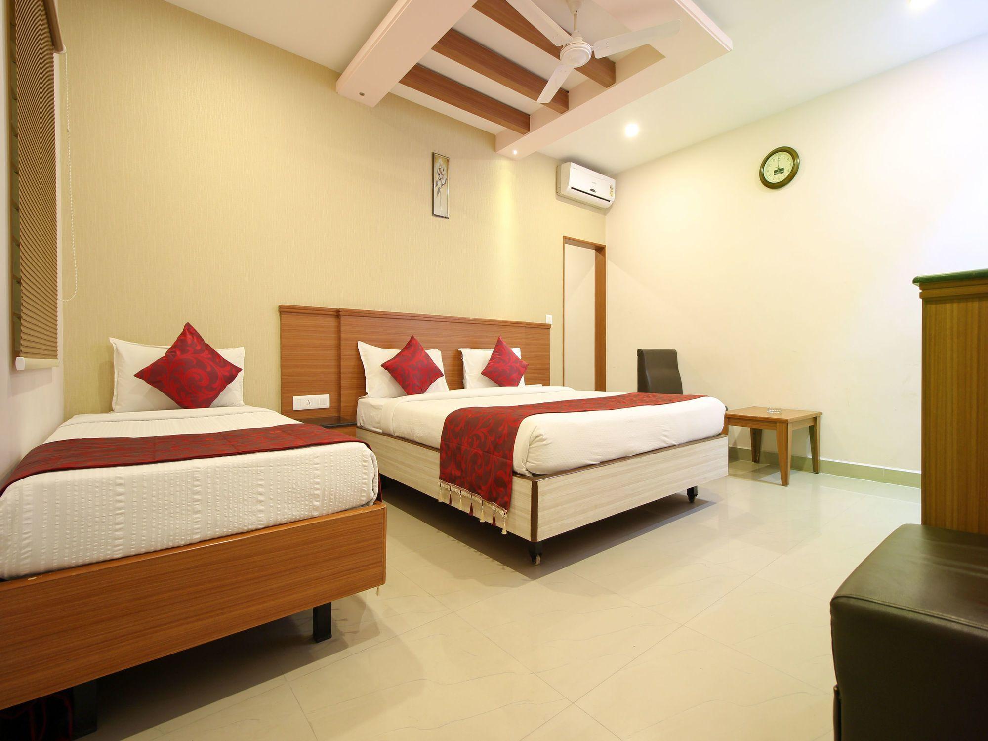 Oyo 6960 Kengeri Hotel Bangalore Exterior photo